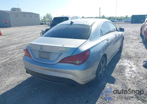 2014 Mercedes-Benz Cla 250 z USA, uszkodzony, nr VIN WDDSJ4EB9EN039287